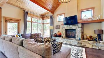 TV, fireplace, DVD player, offices