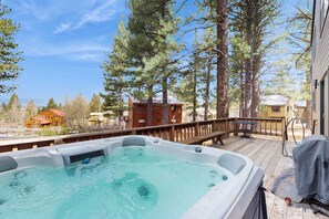 Terrace/patio - Remodeled house with private hot tub, pool access, tennis, & Ping-Pong (NorthStar-Truckee)