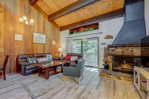 TV, fireplace, offices - Rustic Kingswood Village getaway with shared pool, patio, & wood-burning fireplace (Kings Beach)