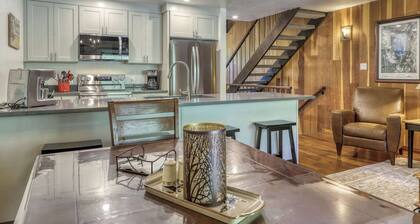 Creekside Comfort Meets Tahoe Adventure - Your Stylish Getaway in Kings Beach