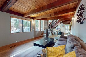 TV, fireplace, video games, offices - Dog-friendly home with a firepit, private hot tub, pool, & sauna access (Truckee)