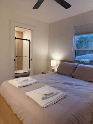 Room - Scandinavian Cabin in Carrboro! (Carrboro)