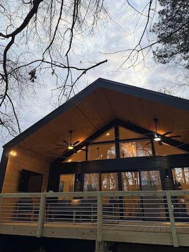 Scandinavian Cabin in Carrboro