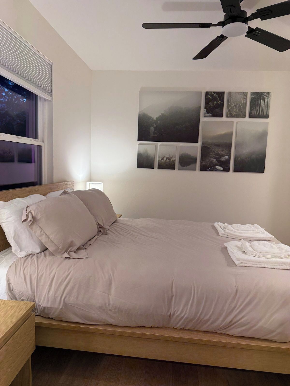 3 bedrooms, WiFi (free), bed sheets