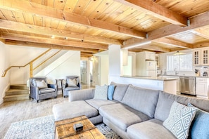 Fernseher, Kamin, Arbeitsbereiche