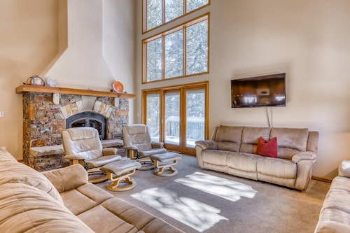Three-story lakefront home with lake views, wood fireplace, high-speed WiFi, W&D