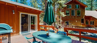Dog-Friendly Tahoe City House Near Hiking and Skiing - Walk to Lake