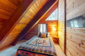 Tabla de planchar con plancha, wifi y ropa de cama 