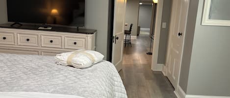 1 chambre, fer et planche à repasser, lit parapluie, Wi-Fi gratuit