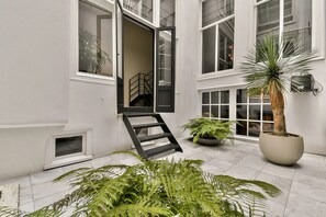 Interior - Iconic Luxurious Canal House in Famous Amsterdam Canal District | Boutique Stay! (Amsterdam)