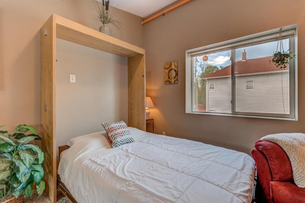 In-room safe, blackout curtains, iron/ironing board, free WiFi