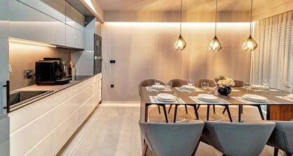 Stay With Rooftop Spa & Gym