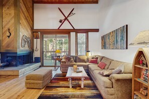 TV, fireplace, offices - Vintage Ski Condo Close to Slopes with WiFi, Shared Pools & Hot Tub, & Tennis (NorthStar-Truckee)