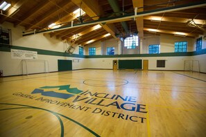 Sports court - Spacious Condo with Fireplace, Deck, Wet Bar, Pool, Free Shuttle to Ski Resort (Incline Village)