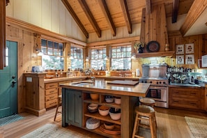 Fridge, microwave, oven, stovetop - Beautiful lakefront home with dock, stone fireplace, W&D, and nearby activities (Tahoe City)