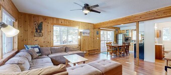 Spacious, rustic home with modern appliances, arcade games, & dog friendly