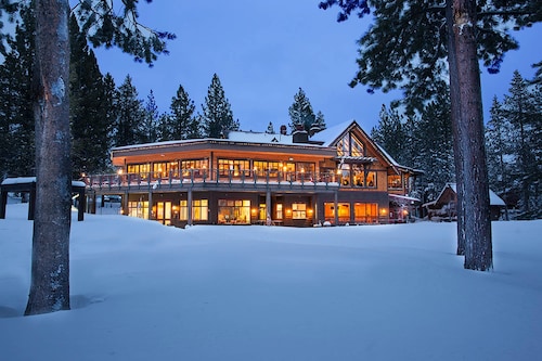 Woodland Retreat with Private Multi-Level Deck & Backyard Creek