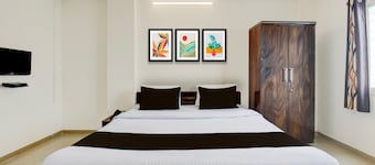 Classic With Balcony Hotel Galaxy Inn