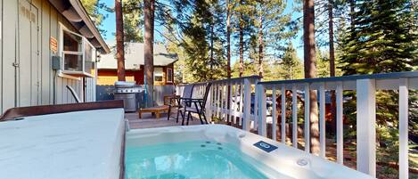 Bain à remous extérieur