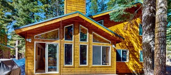 Dog-friendly cabin with pool & hot tub - near hiking & skiing