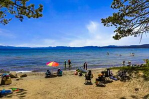 Beach nearby - Kings Beach Condo Near Lake Tahoe w/Fireplace, Shared Pool, Tennis Courts, Deck (Kings Beach)