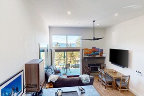 リビング エリア