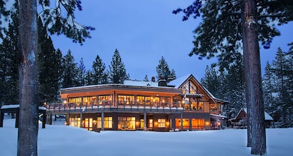 Dog-friendly escape with central AC and fireplace - Recreation Center & Beach Club