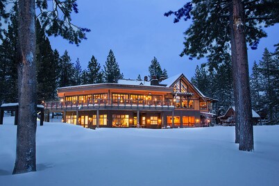 Dog-friendly escape with central AC and fireplace - Recreation Center & Beach Club