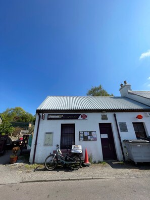 Room, 1 Bedroom, Mountain View | Exterior - Room-charming Guest Room in the Beautifu (Isle of Mull)