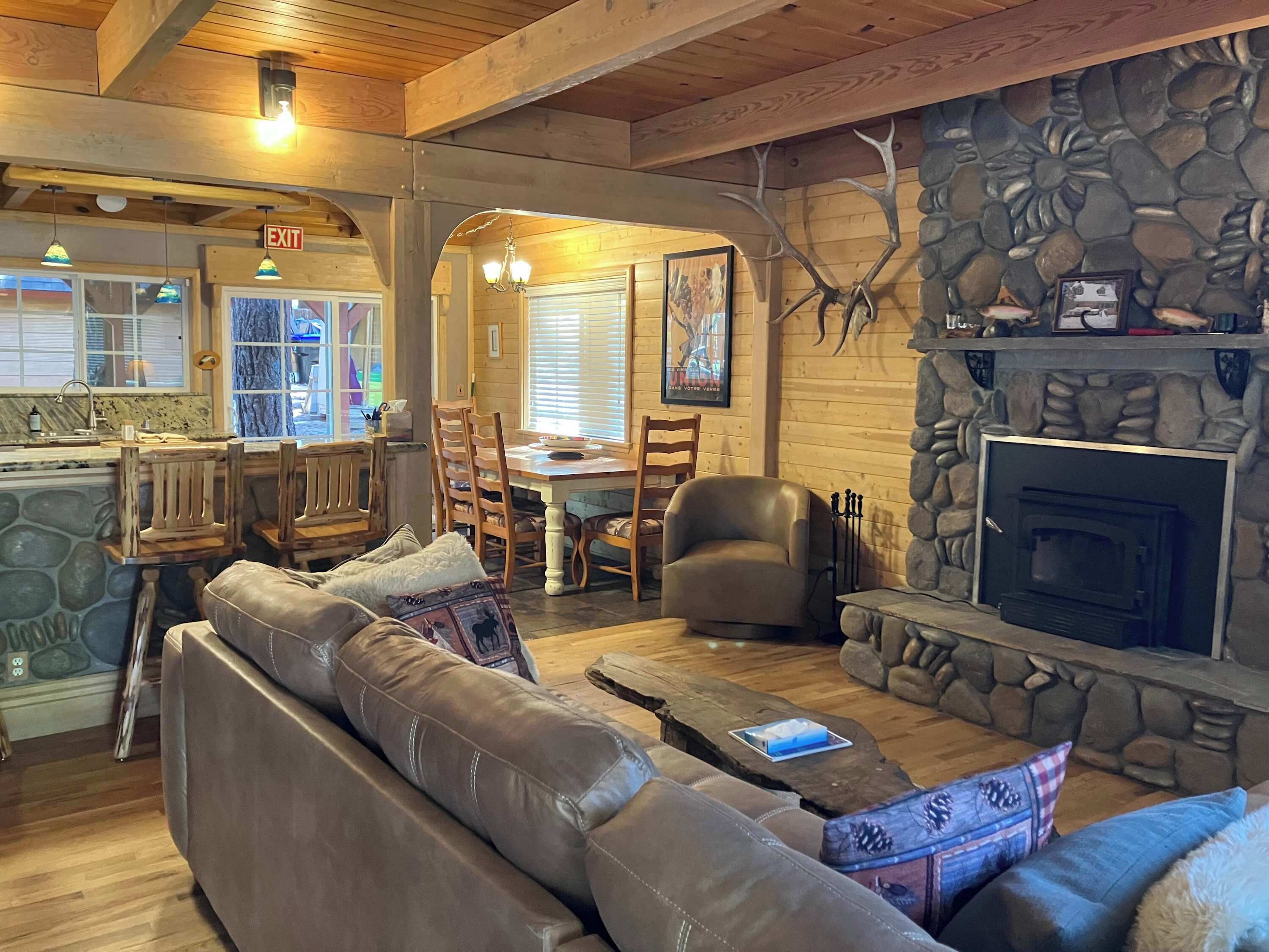 TV, fireplace, offices