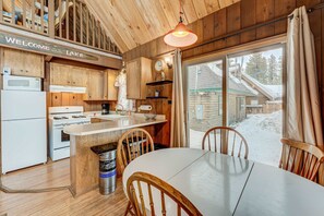 Fridge, microwave, oven, stovetop - Dog-friendly 2-story cabin with loft, fireplace, board games, & wooded views (South Lake Tahoe)