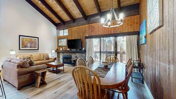 TV, fireplace, offices