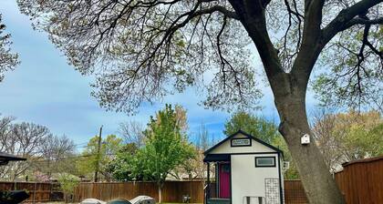 Unique Stay Tiny Home Fire Pit *Location*