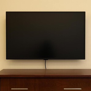 Premium Quadruple Room, Pool View | Television - Marvista Resort Dahab (Dahab)