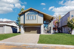 Exterior - Charming Tahoe Keys Waterfront Retreat with Private Dock, Pool Table (South Lake Tahoe)