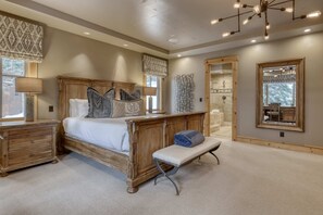 Iron/ironing board, WiFi, bed sheets - Luxury Northstar Home with Gourmet Kitchen, Fireplaces, Hot Tub, Game Room - Hiking (Truckee)