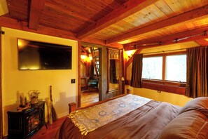 4 chambres, fer et planche à repasser, lit de bébé portatif