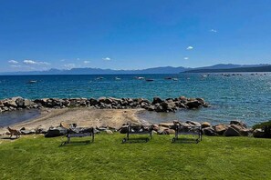 Beach - Lake View Condo with Private Beach Access, Heated Pool, Near Ski Resorts (Tahoe Vista)