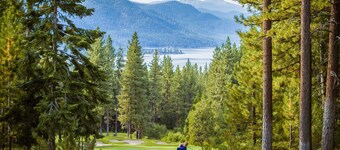 Cozy and Convenient Condo with Fireplace, Deck, W&D, Close to Town, Lake, Trails
