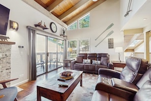 TV, fireplace, offices - Beautiful townhome with peekaboo lake views, pool access, and balcony (South Lake Tahoe)