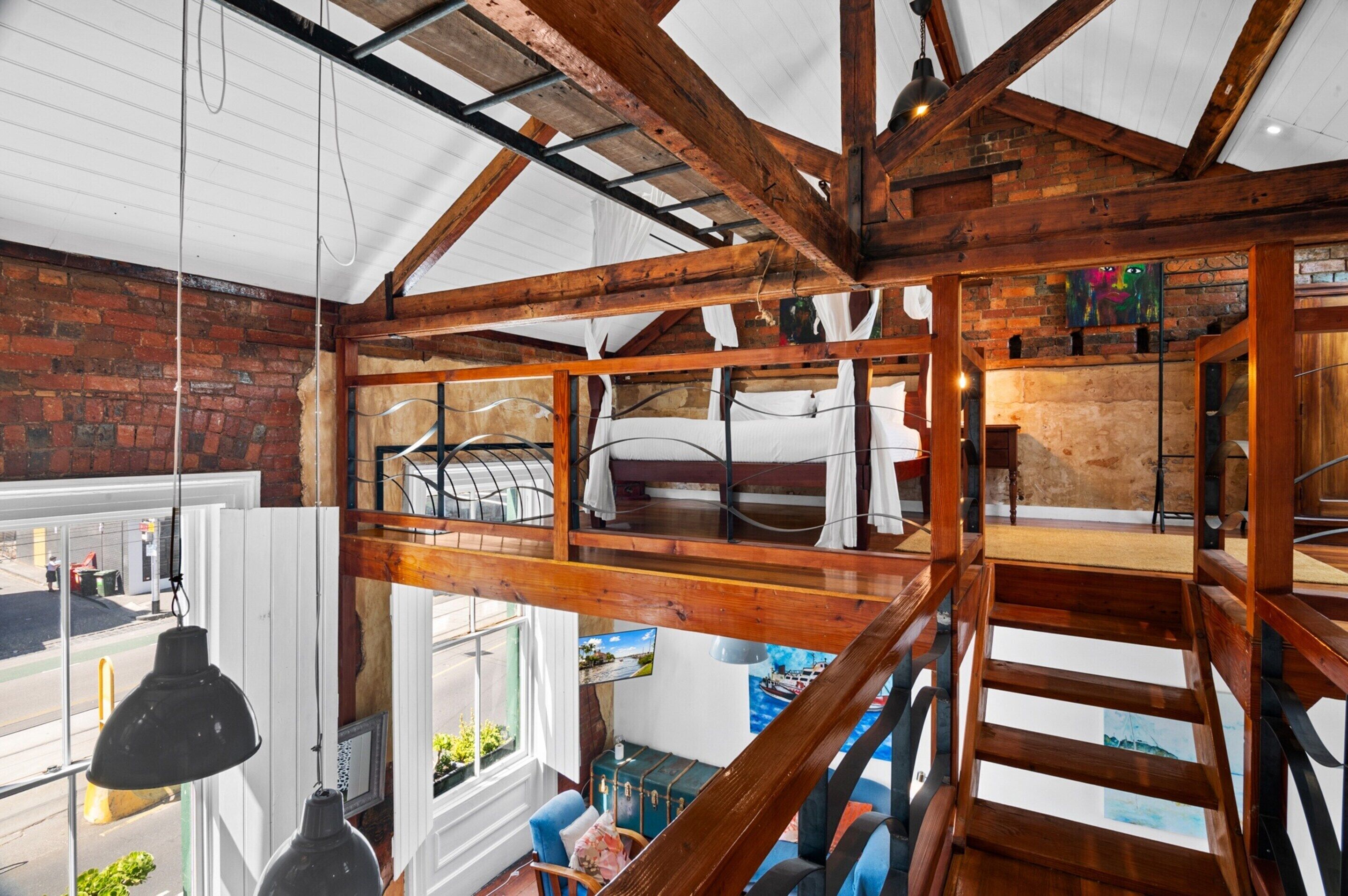 2 bedrooms, bed sheets