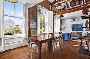 Apartment | Living room - Vintage Loft Residence With Open-plan Mezzanine's (Melbourne)