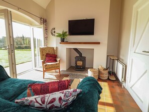 Living area - Innishore Cottage (Enniskillen)
