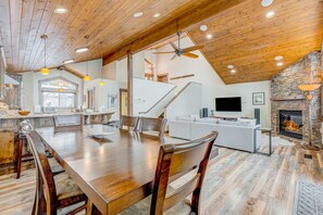 Dining - Six-story home among the pines with multiple fireplaces, decks & pool table (Truckee)