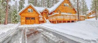 Lovely mountain cabin with hot tub, pools, sauna & dock - near skiing, golf