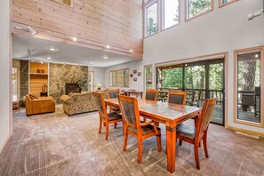 Interior - Friendly Home with Fast WiFi, and Gas Fireplace (Truckee)