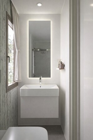 Superior Cottage, Garden View | Bathroom
