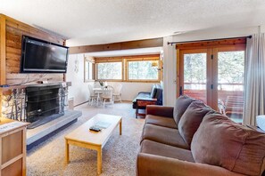 Living area - Second-Level Condo with Free WiFi, Wood Fireplace, Shared Outdoor Pool, & Views (Tahoe City)