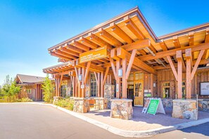 Exterior - Inviting home with hot tub, indoor pool & sauna access & deck (Truckee)