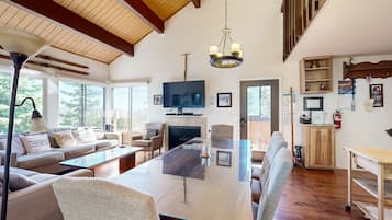 TV, fireplace, offices